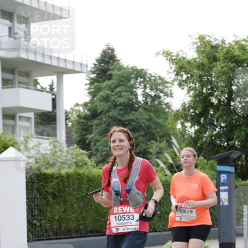 15.06.2025 - REWE Women's Run Jannik Wohlers http://msf.ph/oto/7949624 15.06.2025 08:32:00 Laufen 10533, 10828 meine-sportfotos.de