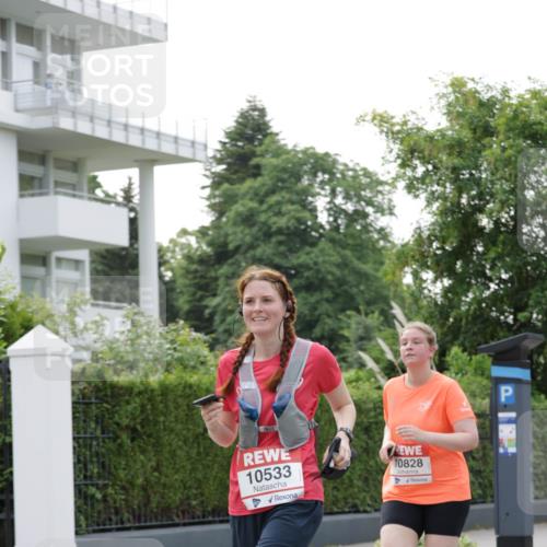 15.06.2025 - REWE Women's Run Jannik Wohlers http://msf.ph/oto/7949627 15.06.2025 08:32:01 Laufen 10533, 10828 meine-sportfotos.de