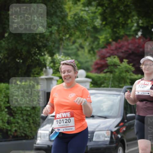 15.06.2025 - REWE Women's Run Jannik Wohlers http://msf.ph/oto/7949653 15.06.2025 08:32:03 Laufen 10120, 1028 meine-sportfotos.de