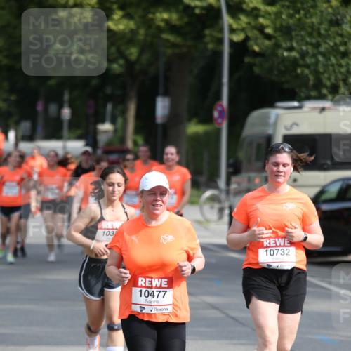 15.06.2025 - REWE Women's Run Jannik Wohlers http://msf.ph/oto/7949694 15.06.2025 09:48:22 Laufen 103, 10477, 10732 meine-sportfotos.de