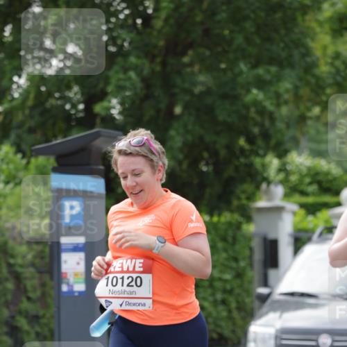 15.06.2025 - REWE Women's Run Jannik Wohlers http://msf.ph/oto/7949714 15.06.2025 08:32:04 Laufen 10120, 104 meine-sportfotos.de