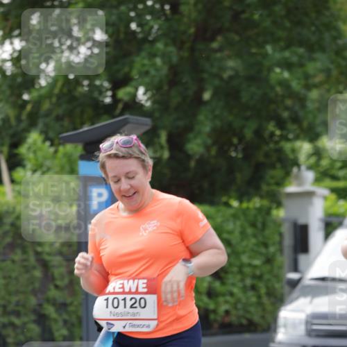 15.06.2025 - REWE Women's Run Jannik Wohlers http://msf.ph/oto/7949720 15.06.2025 08:32:04 Laufen 10120 meine-sportfotos.de