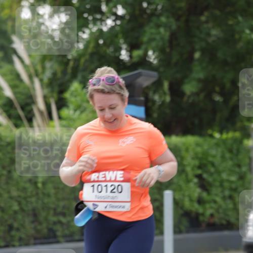 15.06.2025 - REWE Women's Run Jannik Wohlers http://msf.ph/oto/7949732 15.06.2025 08:32:04 Laufen 10120 meine-sportfotos.de