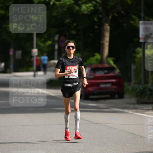15.06.2025 - REWE Women's Run Dr. Thomas Lammeyer http://msf.ph/oto/7949783 15.06.2025 09:34:54 Laufen 16 meine-sportfotos.de