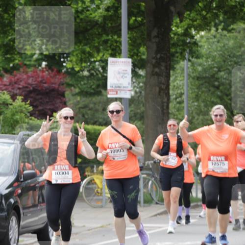 15.06.2025 - REWE Women's Run Jannik Wohlers http://msf.ph/oto/7949842 15.06.2025 08:32:13 Laufen 1043, 15, 2025, 10803, 10304, 782, 10575 meine-sportfotos.de