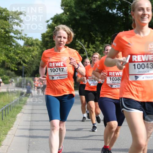 15.06.2025 - REWE Women's Run Jannik Wohlers http://msf.ph/oto/7949872 15.06.2025 09:48:36 Laufen 10017, 10836, 10383, 10043 meine-sportfotos.de
