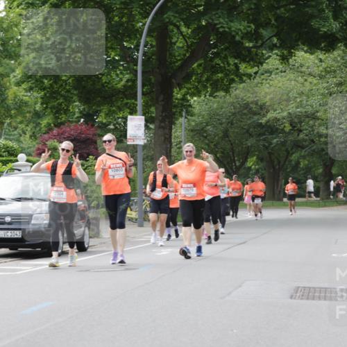 15.06.2025 - REWE Women's Run Jannik Wohlers http://msf.ph/oto/7949892 15.06.2025 08:32:13 Laufen 1043, 0304, 10803, 10575 meine-sportfotos.de