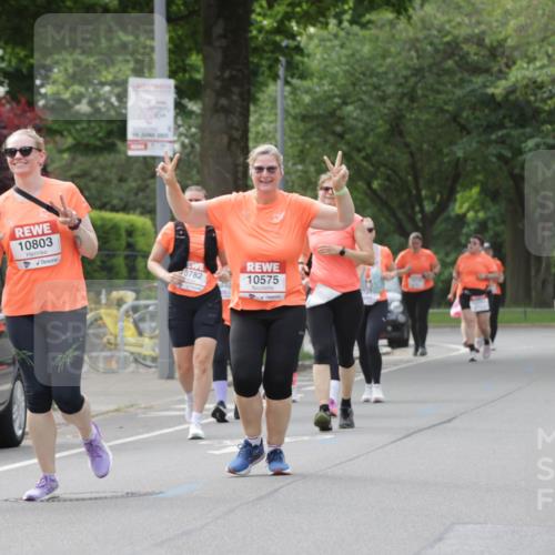 15.06.2025 - REWE Women's Run Jannik Wohlers http://msf.ph/oto/7949896 15.06.2025 08:32:14 Laufen 10304, 10803, 0782, 640, 10575 meine-sportfotos.de