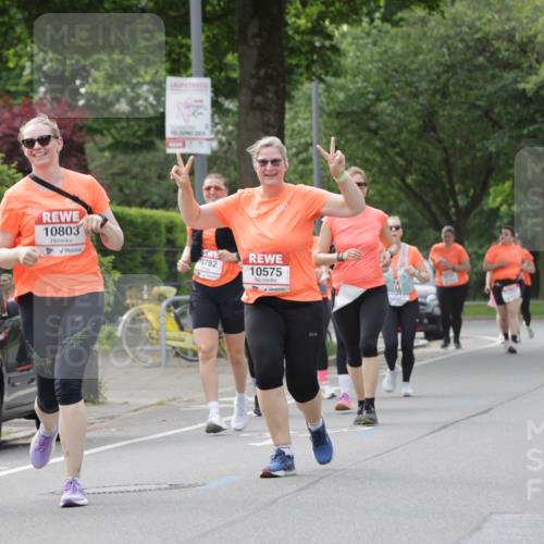 15.06.2025 - REWE Women's Run Jannik Wohlers http://msf.ph/oto/7949917 15.06.2025 08:32:14 Laufen 30, 10803, 282, 0782, 10575 meine-sportfotos.de