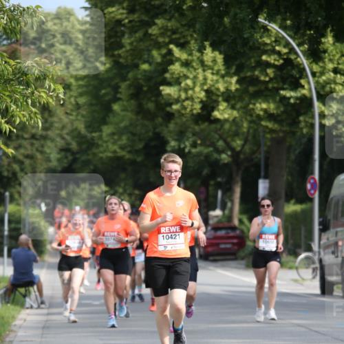 15.06.2025 - REWE Women's Run Jannik Wohlers http://msf.ph/oto/7949922 15.06.2025 09:48:42 Laufen 1074, 10421, 10650 meine-sportfotos.de