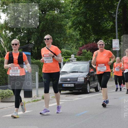 15.06.2025 - REWE Women's Run Jannik Wohlers http://msf.ph/oto/7949932 15.06.2025 08:32:16 Laufen 10304, 10803, 1043, 10575, 10840 meine-sportfotos.de
