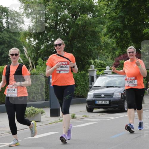 15.06.2025 - REWE Women's Run Jannik Wohlers http://msf.ph/oto/7949962 15.06.2025 08:32:17 Laufen 10304, 0803, 1043, 10575, 15, 2025, 10840, 7034 meine-sportfotos.de