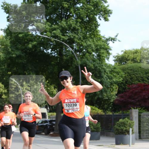 15.06.2025 - REWE Women's Run Jannik Wohlers http://msf.ph/oto/7949965 15.06.2025 09:48:49 Laufen 10398, 10747, 10239 meine-sportfotos.de