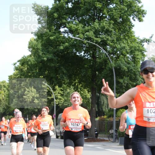 15.06.2025 - REWE Women's Run Jannik Wohlers http://msf.ph/oto/7949979 15.06.2025 09:48:50 Laufen 10747, 10398, 10648, 1, 102 meine-sportfotos.de