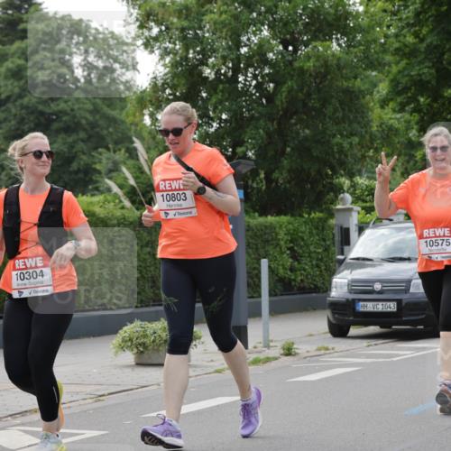15.06.2025 - REWE Women's Run Jannik Wohlers http://msf.ph/oto/7949989 15.06.2025 08:32:17 Laufen 10304, 10803, 1043, 10575, 10840 meine-sportfotos.de