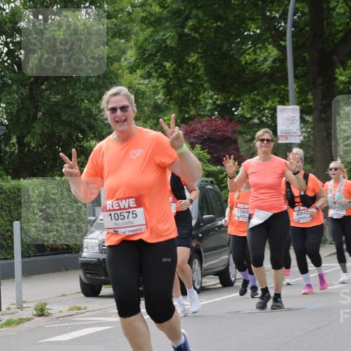 15.06.2025 - REWE Women's Run Jannik Wohlers http://msf.ph/oto/7950003 15.06.2025 08:32:18 Laufen 10575, 10840, 10842 meine-sportfotos.de