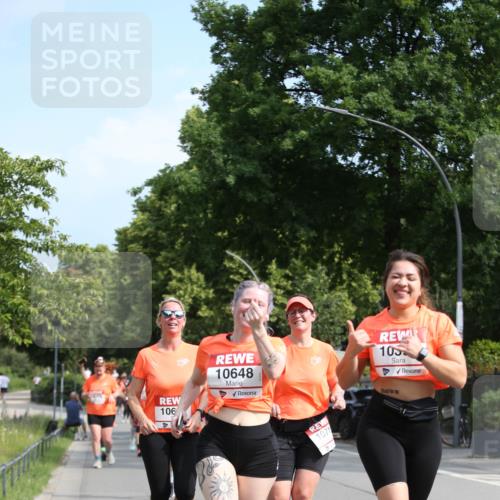 15.06.2025 - REWE Women's Run Jannik Wohlers http://msf.ph/oto/7950018 15.06.2025 09:48:52 Laufen 106, 10648, 1071, 105 meine-sportfotos.de