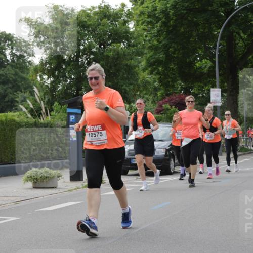 15.06.2025 - REWE Women's Run Jannik Wohlers http://msf.ph/oto/7950034 15.06.2025 08:32:18 Laufen 3, 10575, 0782, 108, 108 meine-sportfotos.de
