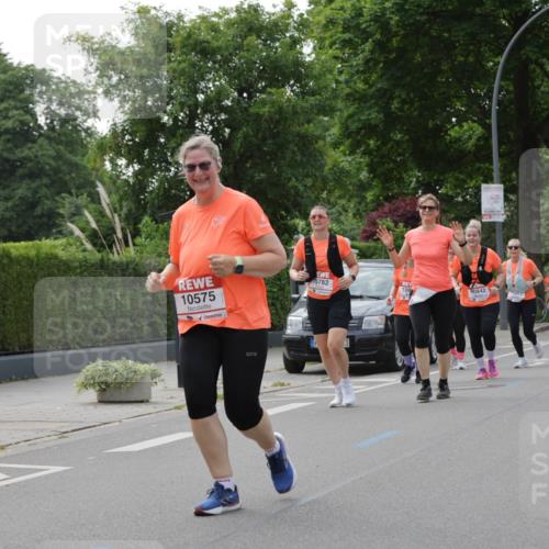 15.06.2025 - REWE Women's Run Jannik Wohlers http://msf.ph/oto/7950042 15.06.2025 08:32:19 Laufen 10575, 0782, 108, 0842 meine-sportfotos.de