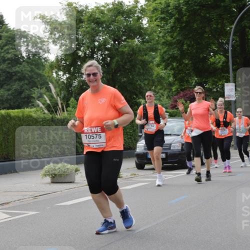 15.06.2025 - REWE Women's Run Jannik Wohlers http://msf.ph/oto/7950046 15.06.2025 08:32:19 Laufen 10575, 10782, 043, 10842 meine-sportfotos.de