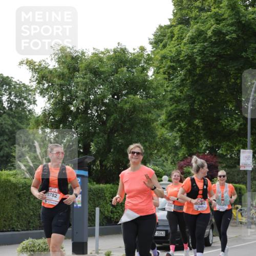 15.06.2025 - REWE Women's Run Jannik Wohlers http://msf.ph/oto/7950068 15.06.2025 08:32:20 Laufen 1043, 342 meine-sportfotos.de