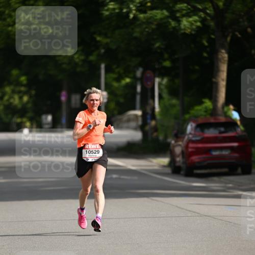 15.06.2025 - REWE Women's Run Dr. Thomas Lammeyer http://msf.ph/oto/7950094 15.06.2025 09:35:20 Laufen 10529 meine-sportfotos.de