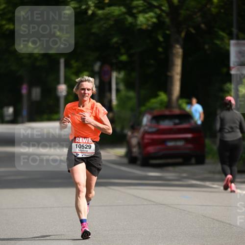 15.06.2025 - REWE Women's Run Dr. Thomas Lammeyer http://msf.ph/oto/7950122 15.06.2025 09:35:21 Laufen 10529 meine-sportfotos.de