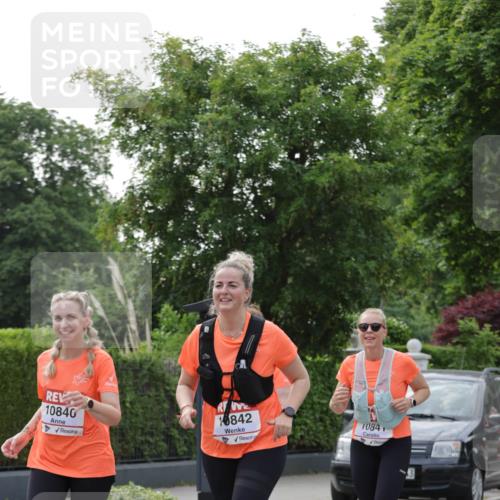 15.06.2025 - REWE Women's Run Jannik Wohlers http://msf.ph/oto/7950138 15.06.2025 08:32:22 Laufen 10840, 10842, 10841 meine-sportfotos.de