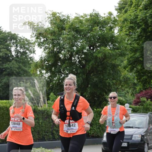 15.06.2025 - REWE Women's Run Jannik Wohlers http://msf.ph/oto/7950142 15.06.2025 08:32:22 Laufen 10842, 1084, 043 meine-sportfotos.de