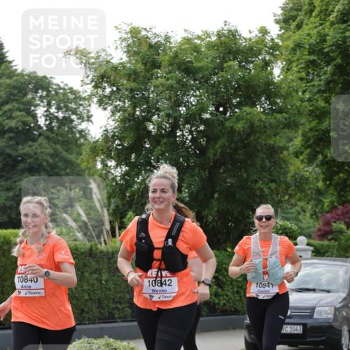 15.06.2025 - REWE Women's Run Jannik Wohlers http://msf.ph/oto/7950151 15.06.2025 08:32:23 Laufen 10840, 10842, 10841, 1043 meine-sportfotos.de