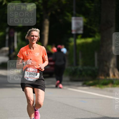 15.06.2025 - REWE Women's Run Dr. Thomas Lammeyer http://msf.ph/oto/7950156 15.06.2025 09:35:23 Laufen 10529 meine-sportfotos.de