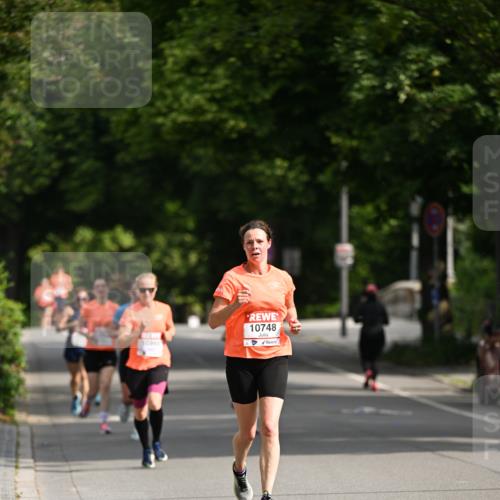 15.06.2025 - REWE Women's Run Dr. Thomas Lammeyer http://msf.ph/oto/7950174 15.06.2025 09:35:36 Laufen 10748 meine-sportfotos.de
