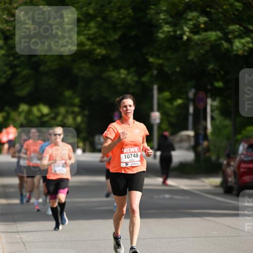 15.06.2025 - REWE Women's Run Dr. Thomas Lammeyer http://msf.ph/oto/7950191 15.06.2025 09:35:37 Laufen 10748 meine-sportfotos.de