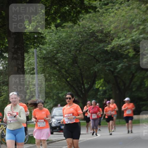 15.06.2025 - REWE Women's Run Jannik Wohlers http://msf.ph/oto/7950206 15.06.2025 08:32:27 Laufen 1018, 10576 meine-sportfotos.de
