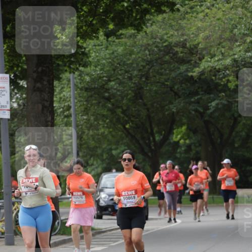 15.06.2025 - REWE Women's Run Jannik Wohlers http://msf.ph/oto/7950215 15.06.2025 08:32:27 Laufen 2025, 10576, 10869 meine-sportfotos.de