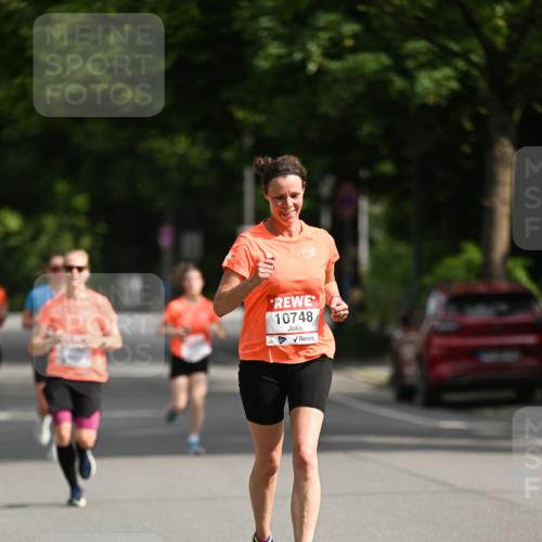 15.06.2025 - REWE Women's Run Dr. Thomas Lammeyer http://msf.ph/oto/7950220 15.06.2025 09:35:38 Laufen 10748 meine-sportfotos.de