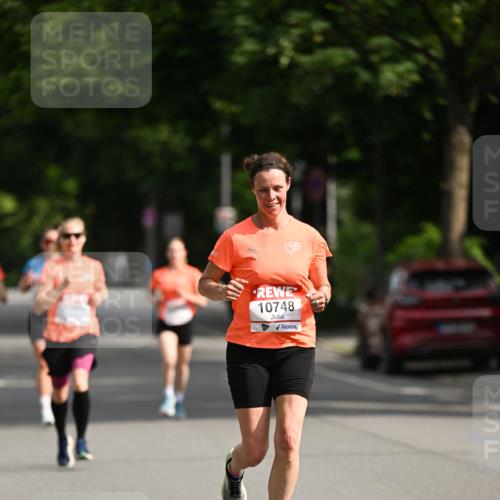 15.06.2025 - REWE Women's Run Dr. Thomas Lammeyer http://msf.ph/oto/7950223 15.06.2025 09:35:38 Laufen 10748 meine-sportfotos.de