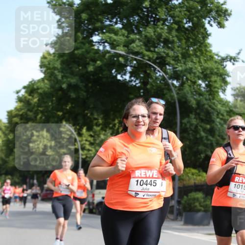 15.06.2025 - REWE Women's Run Jannik Wohlers http://msf.ph/oto/7950226 15.06.2025 09:49:13 Laufen 10445, 1015 meine-sportfotos.de