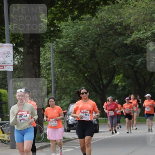 15.06.2025 - REWE Women's Run Jannik Wohlers http://msf.ph/oto/7950231 15.06.2025 08:32:28 Laufen 5, 2025, 10181, 10576, 10869 meine-sportfotos.de