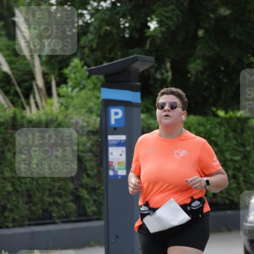 15.06.2025 - REWE Women's Run Jannik Wohlers http://msf.ph/oto/7950248 15.06.2025 08:32:30 Laufen  meine-sportfotos.de