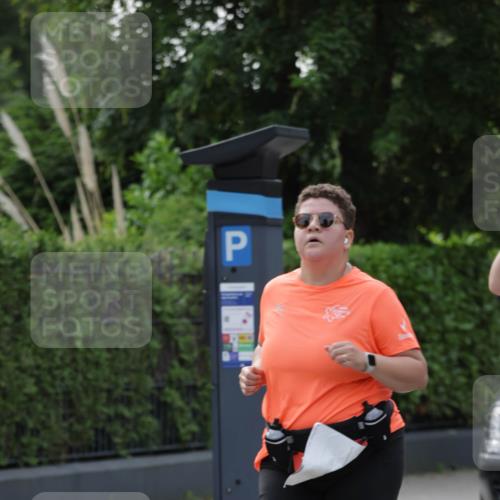 15.06.2025 - REWE Women's Run Jannik Wohlers http://msf.ph/oto/7950252 15.06.2025 08:32:30 Laufen  meine-sportfotos.de