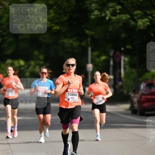 15.06.2025 - REWE Women's Run Dr. Thomas Lammeyer http://msf.ph/oto/7950253 15.06.2025 09:35:40 Laufen 1000, 10866 meine-sportfotos.de