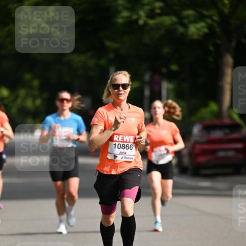 15.06.2025 - REWE Women's Run Dr. Thomas Lammeyer http://msf.ph/oto/7950282 15.06.2025 09:35:42 Laufen 10866 meine-sportfotos.de