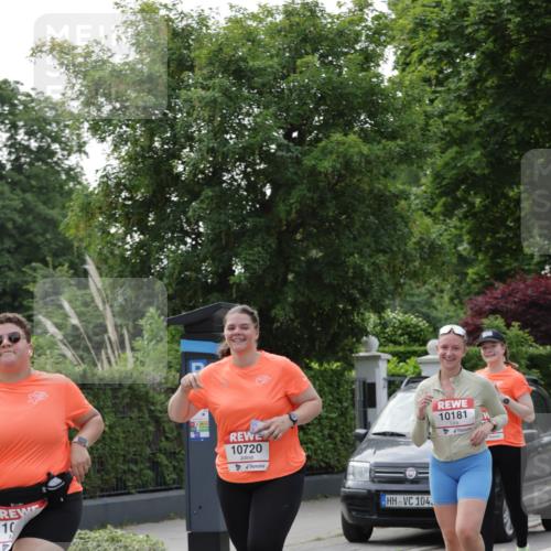 15.06.2025 - REWE Women's Run Jannik Wohlers http://msf.ph/oto/7950284 15.06.2025 08:32:31 Laufen 10, 10720, 104, 10181 meine-sportfotos.de