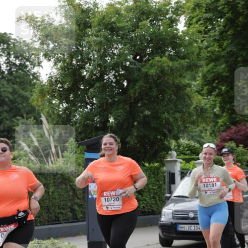 15.06.2025 - REWE Women's Run Jannik Wohlers http://msf.ph/oto/7950288 15.06.2025 08:32:32 Laufen 10, 10720, 104, 10181 meine-sportfotos.de