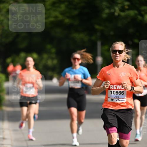 15.06.2025 - REWE Women's Run Dr. Thomas Lammeyer http://msf.ph/oto/7950293 15.06.2025 09:35:42 Laufen 10866 meine-sportfotos.de