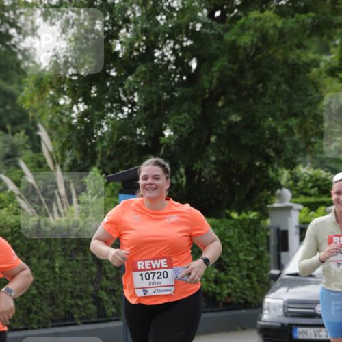 15.06.2025 - REWE Women's Run Jannik Wohlers http://msf.ph/oto/7950295 15.06.2025 08:32:32 Laufen 10720, 4, 1 meine-sportfotos.de