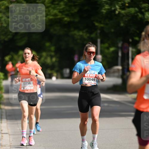 15.06.2025 - REWE Women's Run Dr. Thomas Lammeyer http://msf.ph/oto/7950304 15.06.2025 09:35:43 Laufen 10049, 10256 meine-sportfotos.de