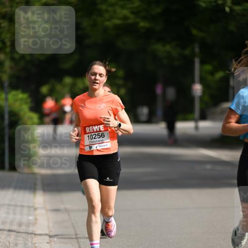 15.06.2025 - REWE Women's Run Dr. Thomas Lammeyer http://msf.ph/oto/7950326 15.06.2025 09:35:45 Laufen 10256 meine-sportfotos.de