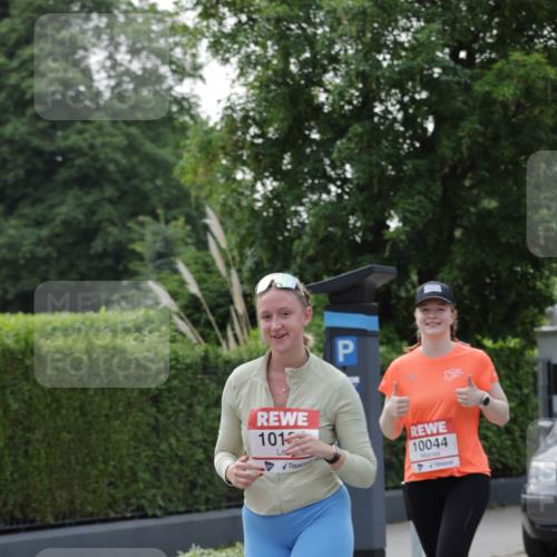 15.06.2025 - REWE Women's Run Jannik Wohlers http://msf.ph/oto/7950341 15.06.2025 08:32:33 Laufen 101, 10044 meine-sportfotos.de